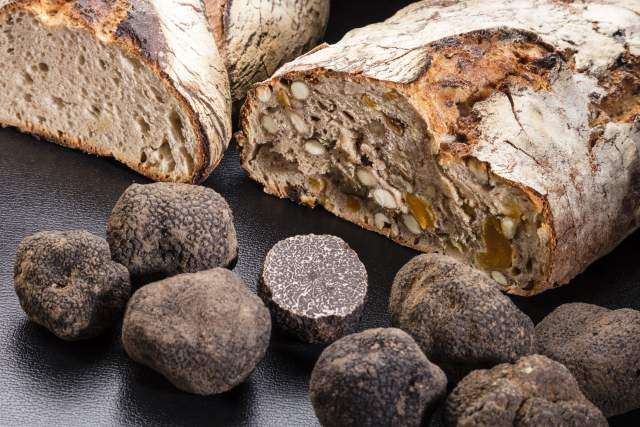 Bread & truffles